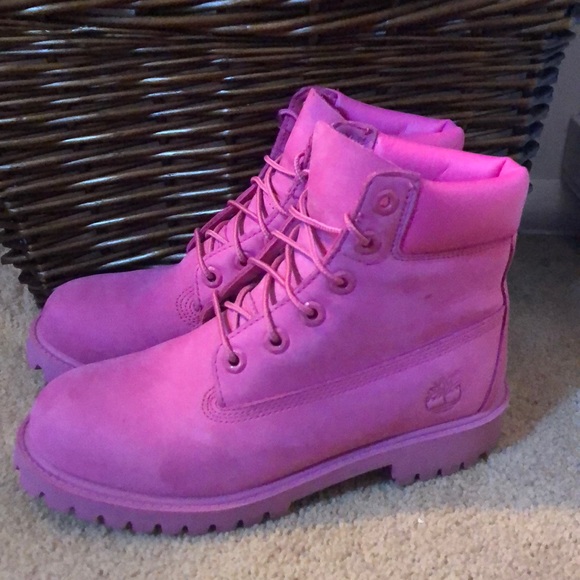 girls pink timberland boots